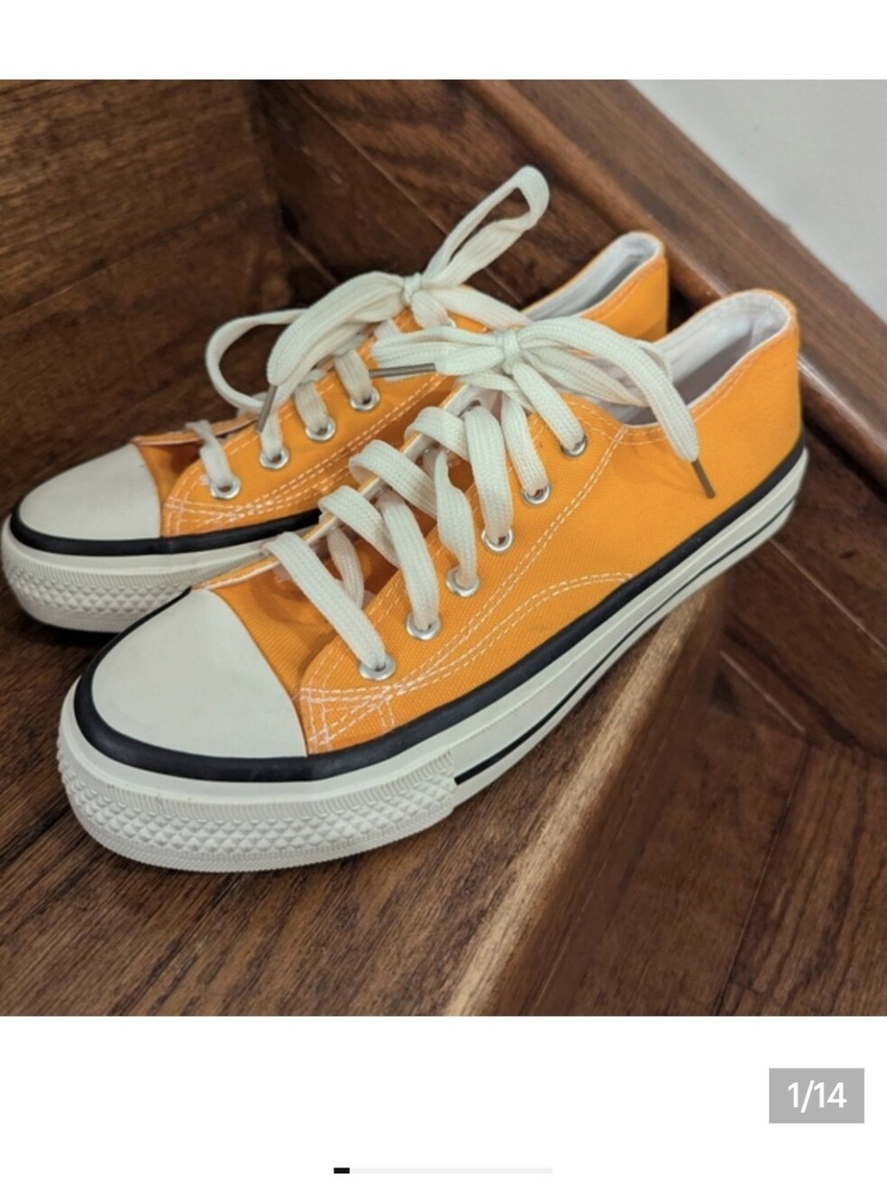 Sports Star Low Top canvas Sneaker Electric Orange 39/245 Approx US M 6 /W 7. 5
